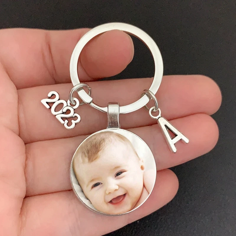 Custom Photo Keychain , Personalized Photo Keychain, Circle Keychain Engraved, Photograph Keychain, Personalized Picture Keychain, Couples