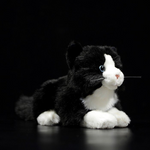 ตุ๊กตาแมวสีดำขาวน่ารักนอนหลับจาก LightningStore ของเล่นตุ๊กตาสัตว์นุ่มนิ่มเหมือนจริง ของขวัญสำหรับเด็ก