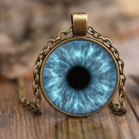 Eye Pendant Necklace - Realistic Human Eyeball Jewelry - Steampunk Gothic Eye Anatomy Charm