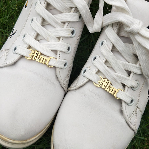 Personalized Shoelace Buckle for Sneaker Lovers & Sneakerheads - Custom Gold Shoestring Text -Shoe Lover Shoe Clip Gift Accessory