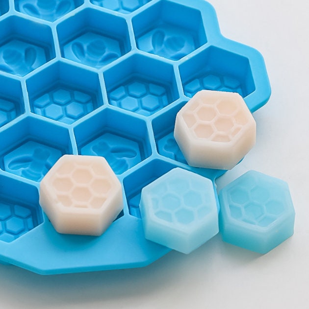 Honeycomb Mold -Bee Mold - Diy Handmade Essential Oil Soap Cake - Food –  LightningStore