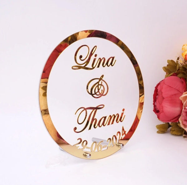 Panneau de Mariage Personnalisé - Panneau de Nom de Mariage Rond Personnalisé - Panneau Monsieur et Madame - Décor de Table Autonome - Panneau de Nom de Famille
