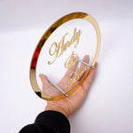 Custom Wedding Sign - Round Personalized Wedding Name Sign - Mr and Mrs Sign - Freestanding Table Décor Centerpiece - Surname Sign