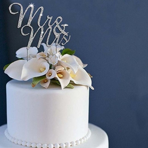 ตกแต่งเค้ก Mr and Mrs, ตกแต่งเค้กงานแต่งงาน, ตกแต่งเค้กสำหรับงานเลี้ยงแต่งงาน ครบรอบ, ตกแต่งเค้กทอง เงิน เพชร, งานเลี้ยงเจ้าสาว