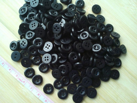 200 Pieces Round Black Buttons for Sewing Knitting Crochet Projects - 4 Hole Buttons - DIY Crafts - Scrapbooking Bulk Wholesale 11mm