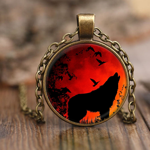 Blood Moon Wolf Howling Necklace - Spirit Animal Jewelry